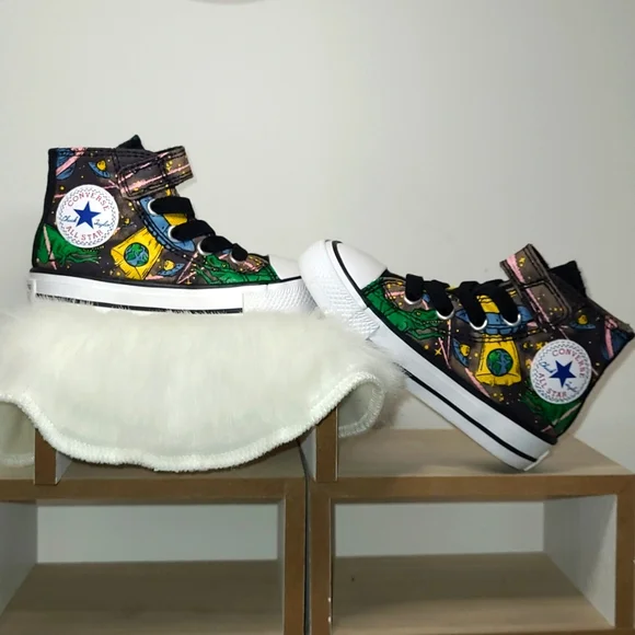 Converse Chuck Taylor AllStar Dinoverse Hi-Top Sneakers Infant Size 5M Pre-Loved - Picture 15 of 17